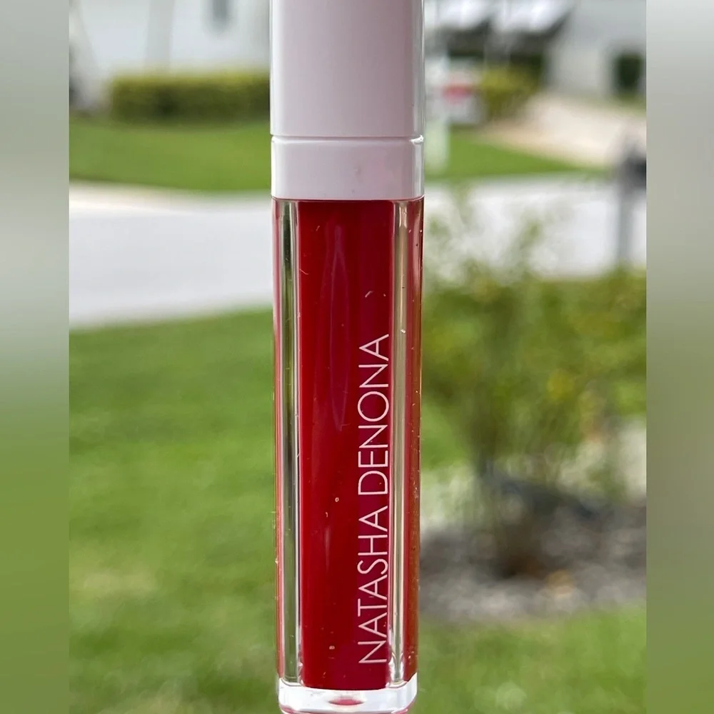 NATASHA DENONA Lip Glaze Lipgloss In 10 Red
